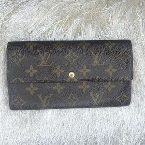 Louis Vuitton Sarah Wallet